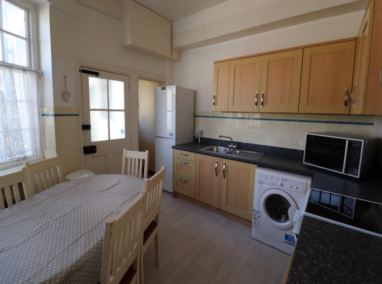 Flat 2 Victoria House Eastbourne Student Lets